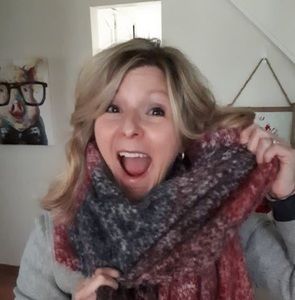 Meet your Posher, Lisa